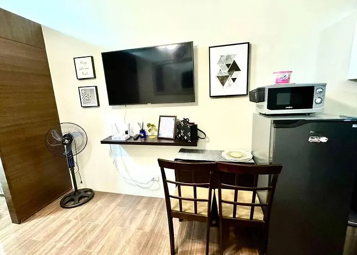 The Modern Flats At Air Residences アパート *